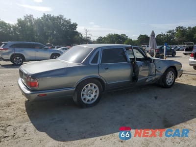 Trzecie zdjęcie samochodu z tyłu: 2003 JAGUAR XJ8 VIN:SAJDA14C33LF57646 - miniatura