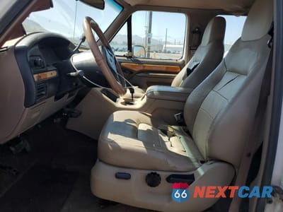 Zdjęcie 7 z 13 samochodu: 1995 FORD F350 VIN:1FTJW35F3SEA69742 - miniatura