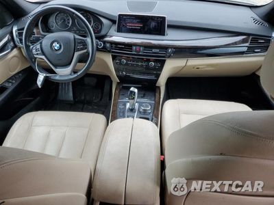 Zdjęcie 8 z 13 samochodu: 2017 BMW X5 XDRIVE35I VIN:5UXKR0C51H0U54760 - miniatura