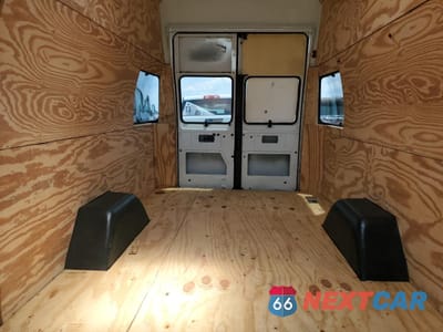 Zdjęcie 10 z 13 samochodu: 2002 DODGE RAM VAN B3500 VIN:2B7LB31Z62K117167 - miniatura
