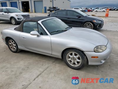 Czwarte zdjęcie samochodu z boku: 2001 MAZDA MX-5 MIATA BASE VIN:JM1NB353510213029 - miniatura
