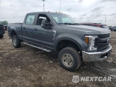 Czwarte zdjęcie samochodu z boku: 2018 FORD F250 SUPER DUTY VIN:1FT7W2B69JEB07241 - miniatura