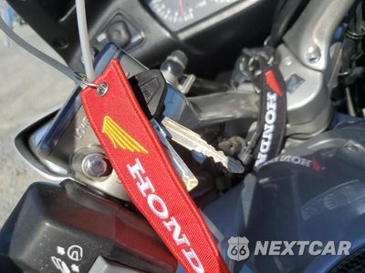 Zdjęcie 8 z 9 samochodu: 2007 HONDA ST1300 VIN:JH2SC51037M500191 - miniatura