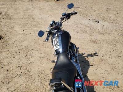 Zdjęcie 6 z 11 samochodu: 2009 HARLEY-DAVIDSON XL1200 C VIN:1HD1CT3139K412379 - miniatura