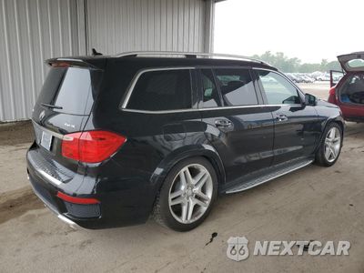 Trzecie zdjęcie samochodu z tyłu: 2013 MERCEDES-BENZ GL 550 4MATIC VIN:4JGDF7DE7DA211450 - miniatura