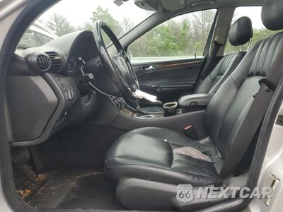 Zdjęcie 7 z 12 samochodu: 2005 MERCEDES-BENZ C 320 4MATIC VIN:WDBRF84JX5F587558 - miniatura