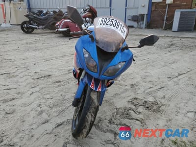 Drugie zdjęcie samochodu z przodu: 2009 KAWASAKI ZX600 R VIN:JKAZX4R199A012316 - miniatura