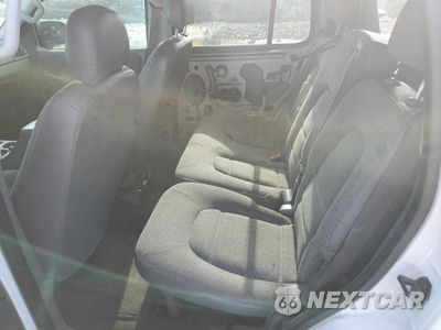 Zdjęcie 11 z 13 samochodu: 2005 FORD EXPLORER XLS VIN:1FMZU72K45ZA75513 - miniatura