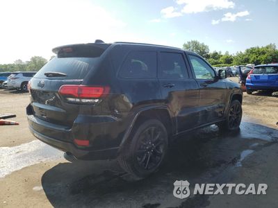 Trzecie zdjęcie samochodu z tyłu: 2018 JEEP GRAND CHEROKEE LAREDO VIN:1C4RJFAGXJC191297 - miniatura