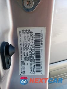 Zdjęcie 13 z 15 samochodu: 2000 TOYOTA LAND CRUISER VIN:JT3HT05J1Y0104069 - miniatura