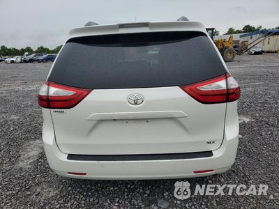 Zdjęcie 6 z 15 samochodu: 2018 TOYOTA SIENNA XLE VIN:5TDYZ3DCXJS957359 - miniatura