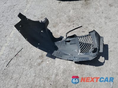 Zdjęcie 13 z 17 samochodu: 2019 MERCEDES-BENZ G 63 AMG VIN:WDCYC7HJ1KX309884 - miniatura