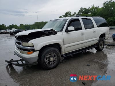 2002 CHEVROLET SUBURBAN K2500 3GNGK26GX2G132763 - główne zdjęcie licytacji z USA - miniatura