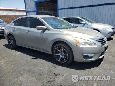 Czwarte zdjęcie samochodu z boku: 2013 NISSAN ALTIMA 2.5 VIN:1N4AL3APXDN424647 - miniatura