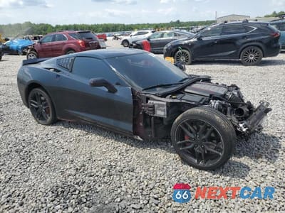 Czwarte zdjęcie samochodu z boku: 2015 CHEVROLET CORVETTE STINGRAY 1LT VIN:1G1YB2D76J5104196 - miniatura