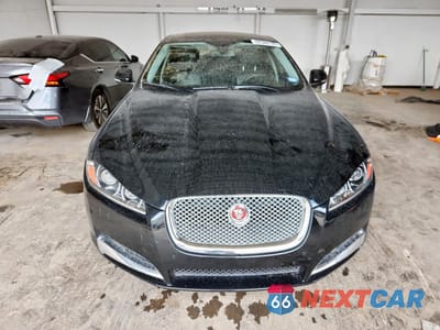 Piąte zdjęcie samochodu w środku: 2015 JAGUAR XF 2.0T PREMIUM VIN:SAJWA0FS5FPU86791 - miniatura