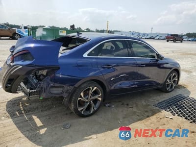 Trzecie zdjęcie samochodu z tyłu: 2022 AUDI A3 PREMIUM PLUS VIN:WAUHUDGY0NA058909 - miniatura