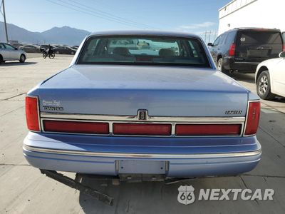 Zdjęcie 6 z 12 samochodu: 1995 LINCOLN TOWN CAR SIGNATURE VIN:1LNLM82W4SY618651 - miniatura