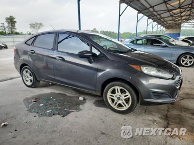 Czwarte zdjęcie samochodu z boku: 2018 FORD FIESTA SE VIN:3FADP4BJ6JM111280 - miniatura