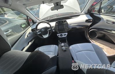 Zdjęcie 9 z 11 samochodu: 2018 TOYOTA PRIUS VIN:JTDKBRFU4J3064107 - miniatura