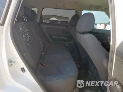 Zdjęcie 11 z 13 samochodu: 2011 KIA SOUL + VIN:KNDJT2A2XB7277093 - miniatura