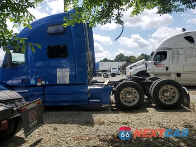 Trzecie zdjęcie samochodu z tyłu: 2006 VOLVO VN VNL VIN:4V4NC9GH66N442892 - miniatura