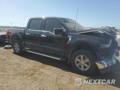Czwarte zdjęcie samochodu z boku: 2022 FORD F150 SUPERCREW VIN:1FTEW1EP8NFA28861 - miniatura