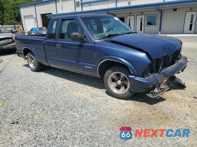 Czwarte zdjęcie samochodu z boku: 2000 CHEVROLET S TRUCK S10 VIN:1GCCS1954Y8226048 - miniatura