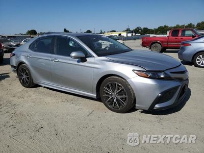 Czwarte zdjęcie samochodu z boku: 2024 TOYOTA CAMRY SE NIGHT SHADE VIN:4T1G11AK9RU203861 - miniatura