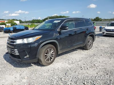 2017 TOYOTA HIGHLANDER SE 5TDKZRFH4HS510134 - główne zdjęcie licytacji z USA - miniatura
