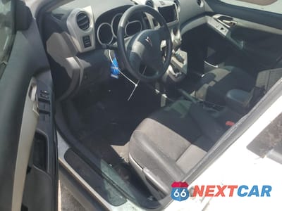 Zdjęcie 8 z 13 samochodu: 2010 PONTIAC VIBE VIN:5Y2SP6E85AZ417696 - miniatura