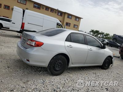 Trzecie zdjęcie samochodu z tyłu: 2012 TOYOTA COROLLA BASE VIN:2T1BU4EE3CC893851 - miniatura