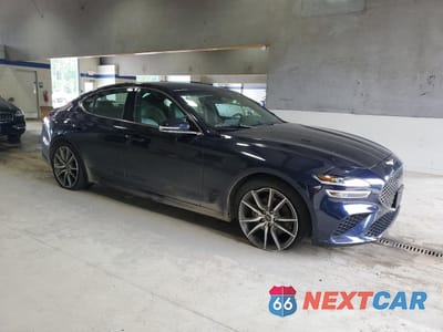 Czwarte zdjęcie samochodu z boku: 2023 GENESIS G70 BASE VIN:KMTG34TA5PU132466 - miniatura