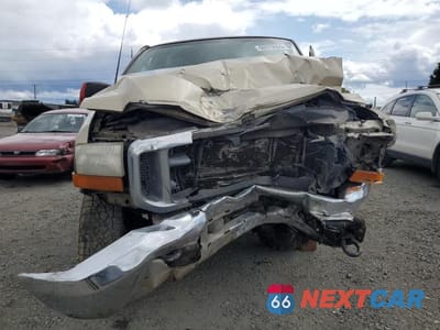 Piąte zdjęcie samochodu w środku: 2001 FORD F250 SUPER DUTY VIN:3FTNX21FX1MA11134 - miniatura