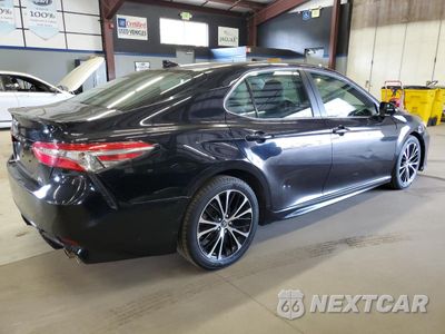 Trzecie zdjęcie samochodu z tyłu: 2019 TOYOTA CAMRY L VIN:4T1B11HK2KU685224 - miniatura
