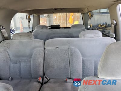 Zdjęcie 10 z 16 samochodu: 1995 CHEVROLET SUBURBAN C1500 VIN:3GNEC16K0SG117126 - miniatura