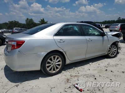 Trzecie zdjęcie samochodu z tyłu: 2014 TOYOTA CAMRY XLE VIN:4T4BF1FK8ER389526 - miniatura