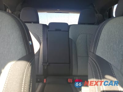 Zdjęcie 10 z 13 samochodu: 2025 VOLVO XC40 CORE VIN:YV4L12UJXS2520767 - miniatura