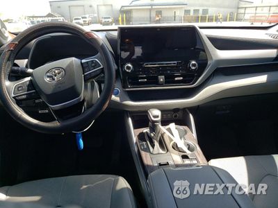 Zdjęcie 8 z 13 samochodu: 2022 TOYOTA HIGHLANDER HYBRID PLATINUM VIN:5TDFARAH5NS012746 - miniatura