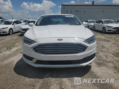 Piąte zdjęcie samochodu w środku: 2018 FORD FUSION SE HYBRID VIN:3FA6P0LU8JR171980 - miniatura