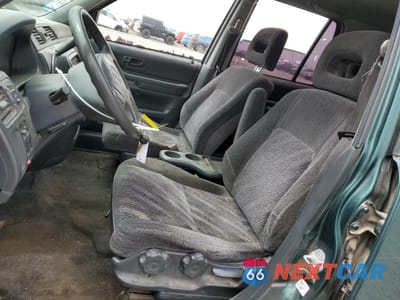 Zdjęcie 7 z 13 samochodu: 2000 HONDA CR-V LX VIN:JHLRD2847YC011914 - miniatura