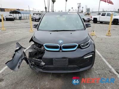 Piąte zdjęcie samochodu w środku: 2019 BMW I3 BEV VIN:WBY8P2C56K7D36698 - miniatura