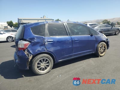 Trzecie zdjęcie samochodu z tyłu: 2011 HONDA FIT VIN:JHMGE8G36BC020879 - miniatura