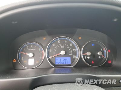 Zdjęcie 9 z 14 samochodu: 2008 HYUNDAI SANTA FE SE VIN:5NMSH13E18H200637 - miniatura