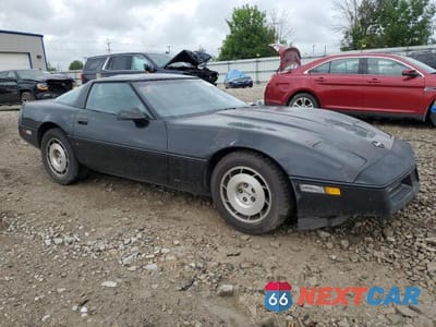 Czwarte zdjęcie samochodu z boku: 1986 CHEVROLET CORVETTE VIN:1G1YY0786G5105915 - miniatura