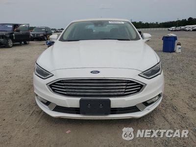 Piąte zdjęcie samochodu w środku: 2017 FORD FUSION SE HYBRID VIN:3FA6P0LU5HR409682 - miniatura