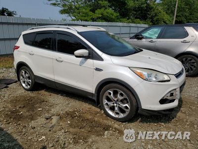 Czwarte zdjęcie samochodu z boku: 2014 FORD ESCAPE TITANIUM VIN:1FMCU0JX1EUD35406 - miniatura