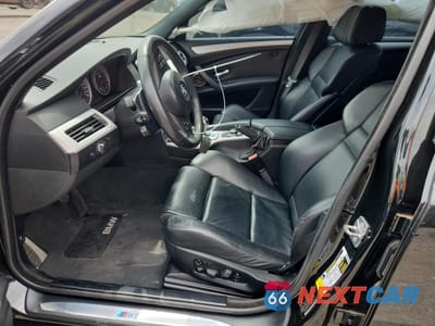 Zdjęcie 7 z 12 samochodu: 2010 BMW M5 VIN:WBSNB9C50AC043256 - miniatura