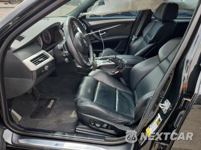 Zdjęcie 7 z 12 samochodu: 2010 BMW M5 VIN:WBSNB9C50AC043256 - miniatura