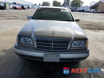 Piąte zdjęcie samochodu w środku: 1997 MERCEDES-BENZ C 280 VIN:WDBHA28E8VF611344 - miniatura